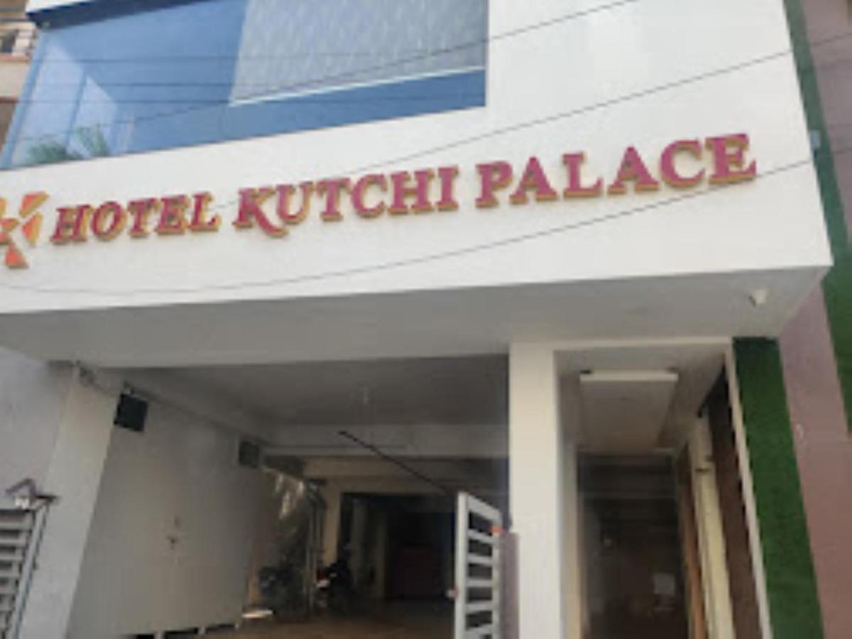 Hotel Kutchi Palace, Dwarka Buitenkant foto